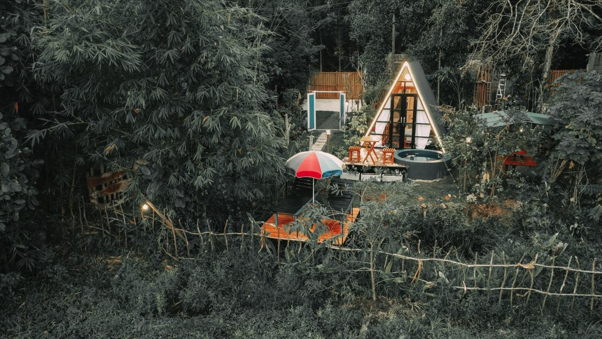 The We2 "Wildwood Elegance Escape" Panzió Induruwa Kültér fotó